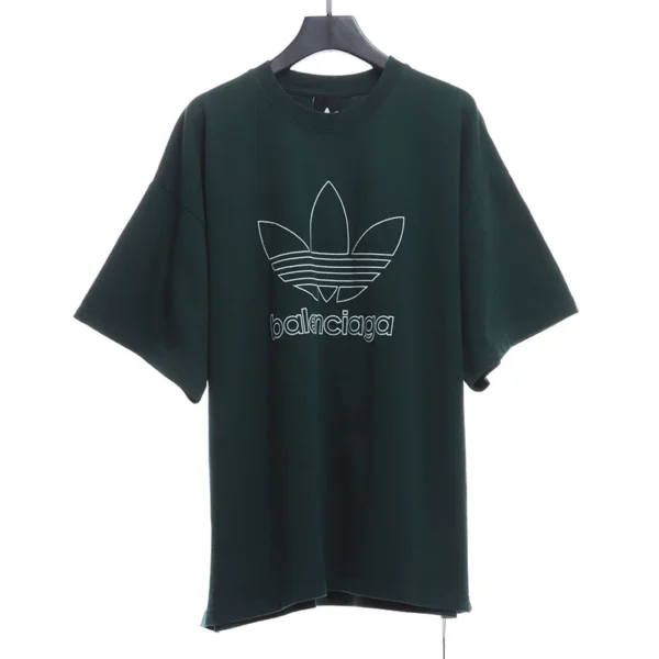 Joint Dark Green Embroidered T-shirt