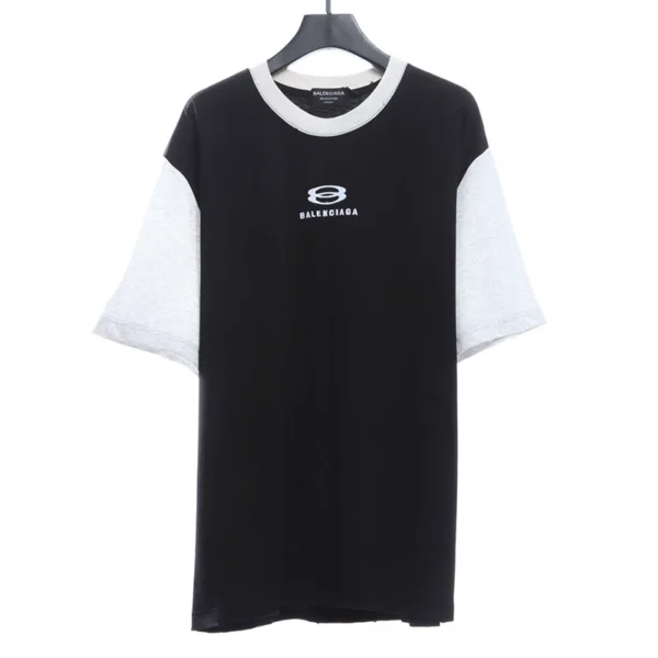 Double Ring Embroidered Logo T-shirt