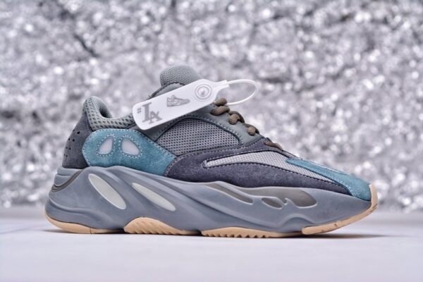 Yeezy 700 Runner “teal Blue” Replica - Image 6