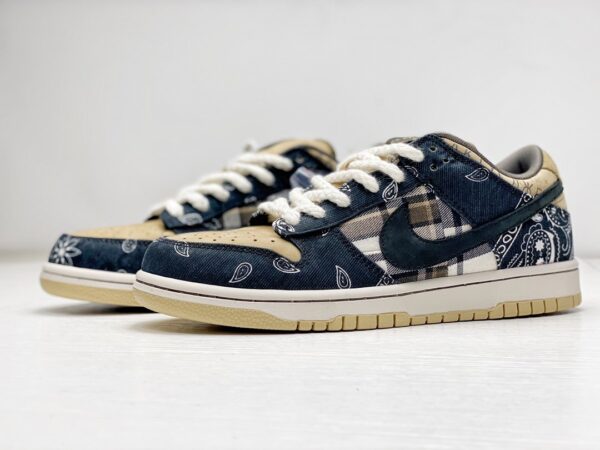 Dunk Low Travis Scott “bandana” Replica - Image 3