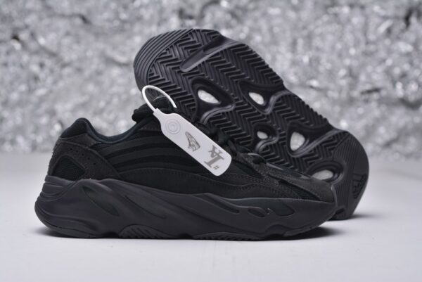 Yeezy 700 V2 “vanta” Replica - Image 2