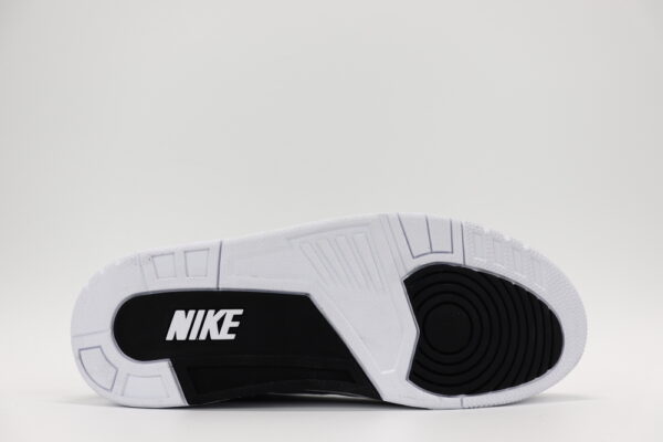 Air Jordan 3 X Fragment Sneaker Replica - Image 3