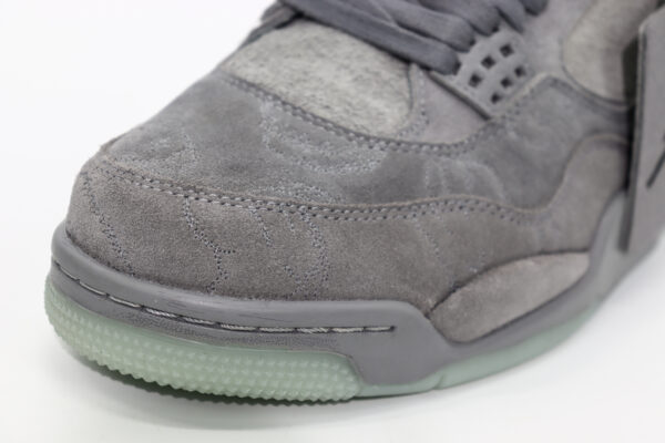 Air Jordan 4 Retro Kaws Replica - Image 3