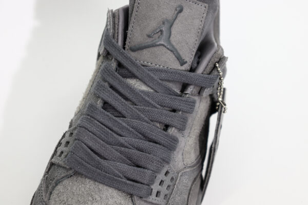 Air Jordan 4 Retro Kaws Replica - Image 4