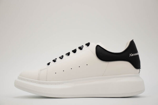 Alexander Mcqueen Show Leather Platform Trainers -white/blk Replica - Image 2