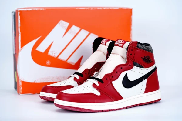 Air Jordan 1 Chicago High Og ‘lost & Found’ Best Quality Reps - Image 2