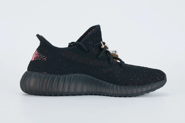 Yeezy Boost 350 V2 Core Black Red (2016/2022) - Image 4