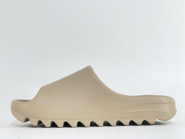 Yeezy Slide Pure Replica - Image 2