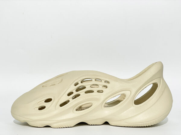 Yeezy Foam Runners “sand” Replica Sneakers - Image 3