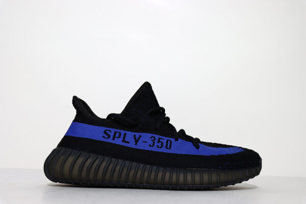 Yeez 350 V2 ‘dazzling Blue’
