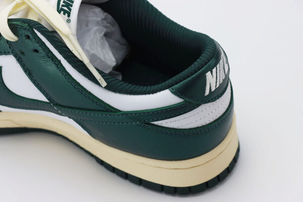 Vintage Green - Image 2