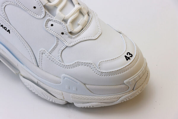 Balenciaga Triple S Snekaer “white” - Image 3