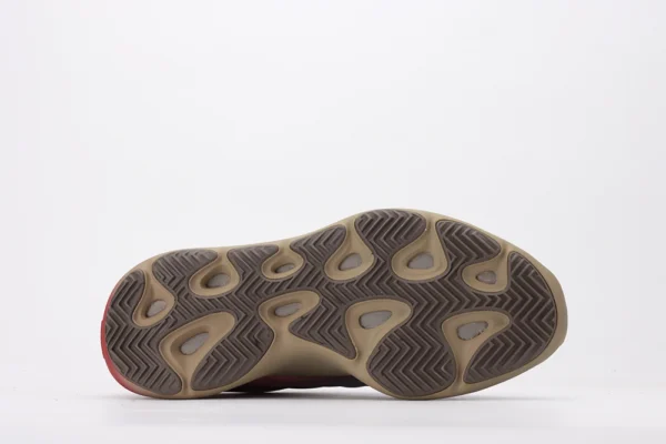 Yeezy 700 V3 “fade Carbon“ - Image 5