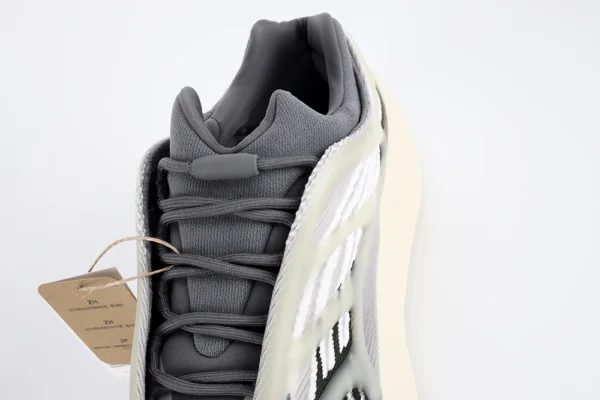 Yeezy 700 V3 Fade Salt - Image 3