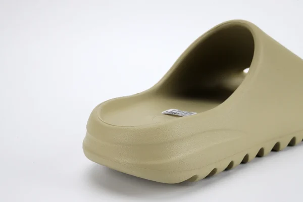 Yeezy Slide Resin (2022) Fz5904 - Image 4