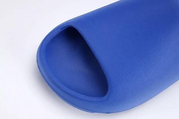 Yeezy Slide “azure” Id4133 Matte - Image 3