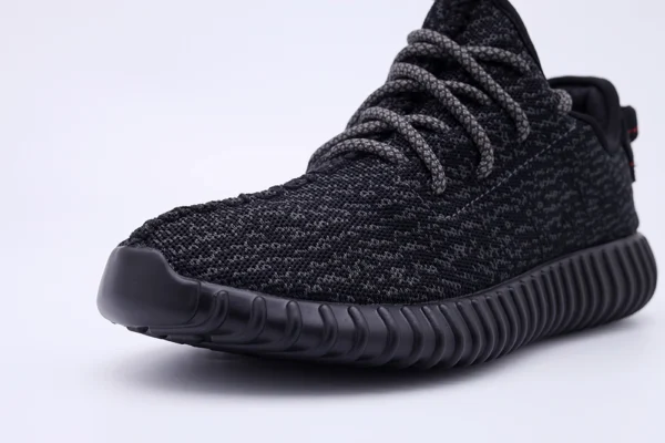 Yeezy 350 ‘pirate Black'(2022) - Image 3