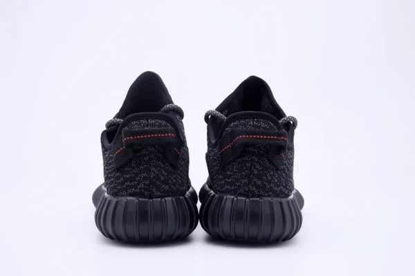 Yeezy 350 ‘pirate Black'(2022) - Image 2