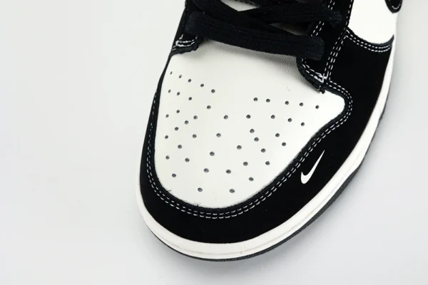 Batman Dunk Low Reps - Image 4