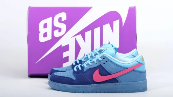 Run The Jewels X Nk Dunk Sb Low - Image 2