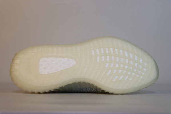 Yeez 350 V2 Cloud White Reflective Replica Fw 5317 - Image 3