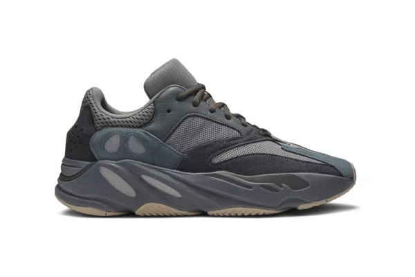 Yeezy 700 Runner “teal Blue” Replica