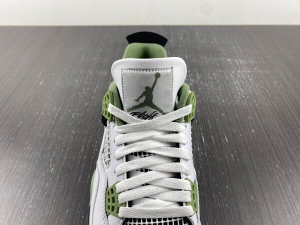 Air Jordan 4 Retro ‘seafoam’ - Image 8