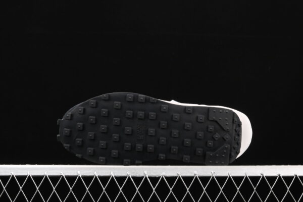 Sacai X Fragment Design X Nike Lvd Waffle Daybreak Grid Navy Blue Black - Image 3