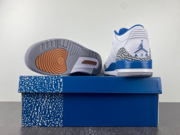 Air Jordan 3 Retro Wizards - Image 4