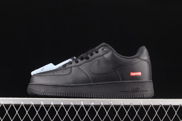 Nike Air Force 1 Low Supreme Black - Image 2