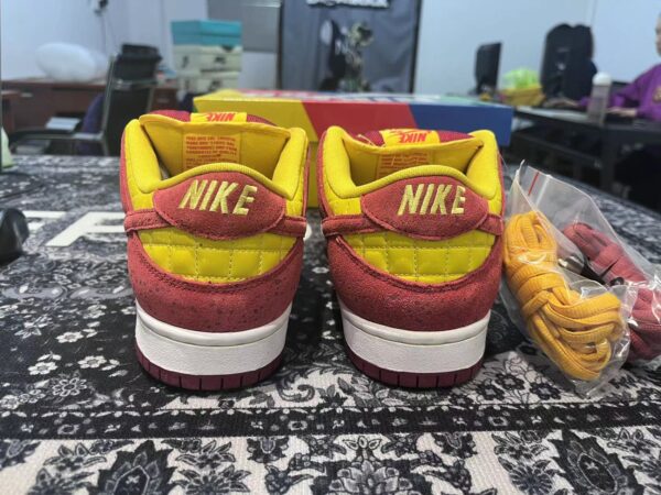 Nike Sb Dunk Low Rukus Crawfish - Image 2
