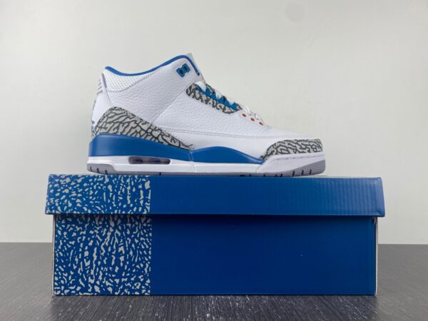 Air Jordan 3 Retro Wizards - Image 2