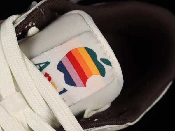 Apple X Nike Dunk Low - Image 10