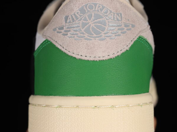 Travis Scott X Air Jordan 1 Low White Green - Image 5