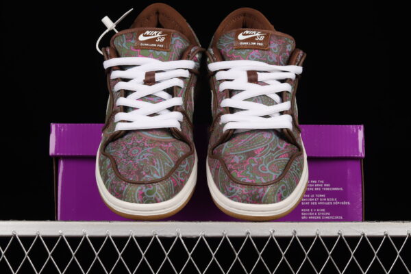 Nike Sb Dunk Low Pro Paisley Brown - Image 4