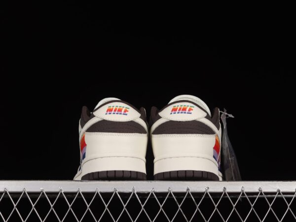 Apple X Nike Dunk Low - Image 9