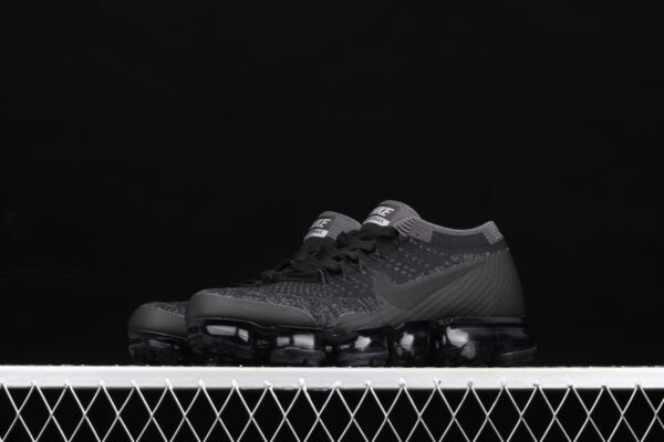 Nike Air Vapormax Flyknit Black Dark Grey - Image 3