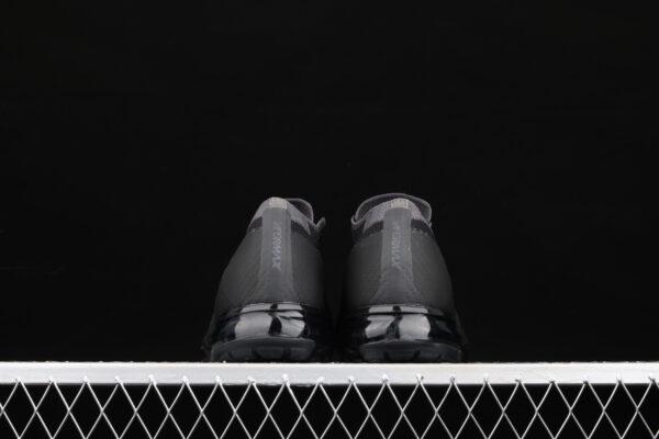 Nike Air Vapormax Flyknit Black Dark Grey - Image 4