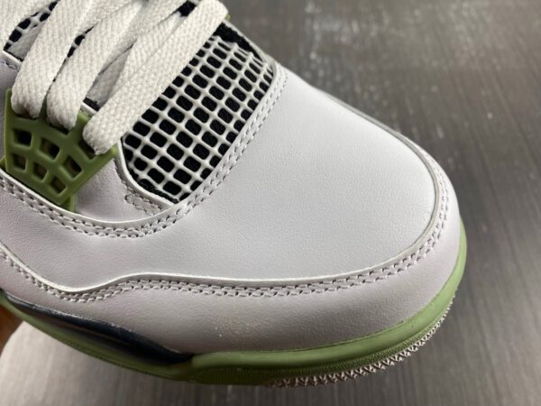 Air Jordan 4 Retro ‘seafoam’ - Image 3