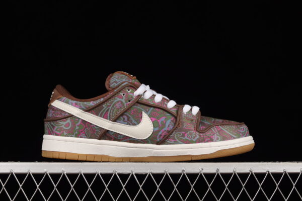 Nike Sb Dunk Low Pro Paisley Brown - Image 3