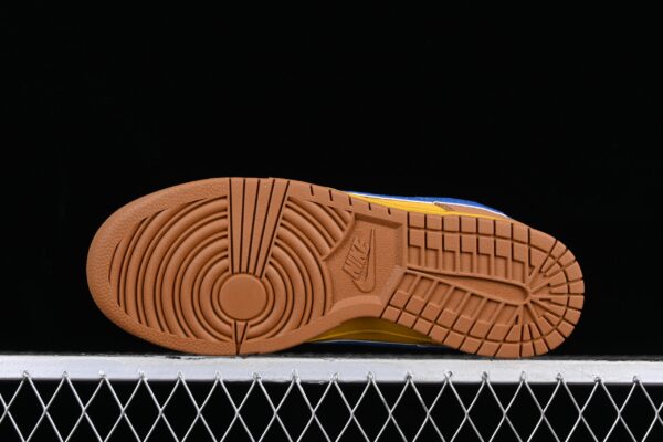 Nike Sb Dunk Low Newcastle Brown - Image 9