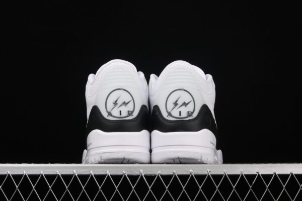 Jordan 3 Retro Fragment - Image 2