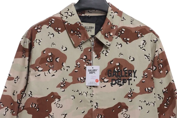 Gallery Dept Camouflage Print Zipped Jacket - Image 3