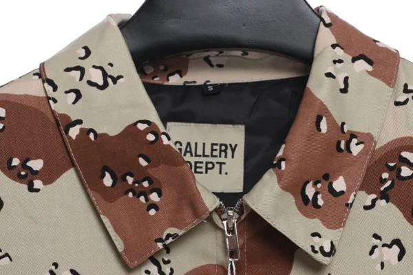 Gallery Dept Camouflage Print Zipped Jacket - Image 5