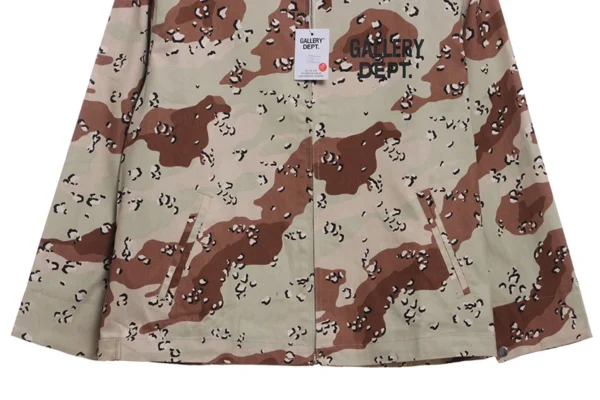 Gallery Dept Camouflage Print Zipped Jacket - Image 8